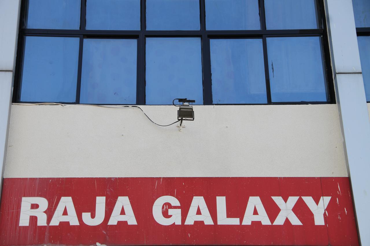 Hotel Raja Galaxy Bangalore Exterior photo